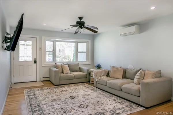 $760,000 | 84 Bieselin Road, Bellport, NY 11713