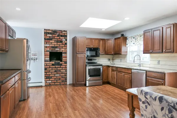 $760,000 | 84 Bieselin Road, Bellport, NY 11713