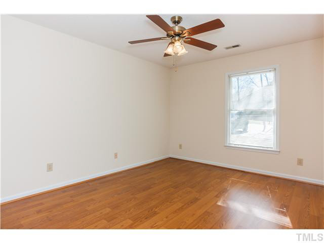 2624 Cottage Circle Raleigh, NC 27613 - Photo 11 of 15