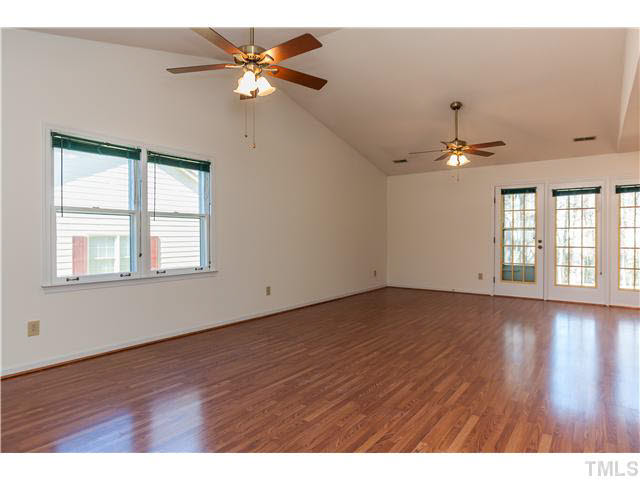 2624 Cottage Circle Raleigh, NC 27613 - Photo 8 of 15