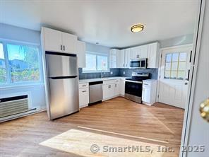 55 Avery Street Stamford, CT 06902 - Photo 2 of 40