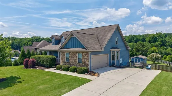 $497,900 | 1010 Finch Way, Jefferson, GA 30549