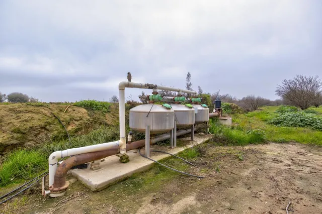 $1,712,100 | 0 Ave 48 & Road, Earlimart, CA 93219