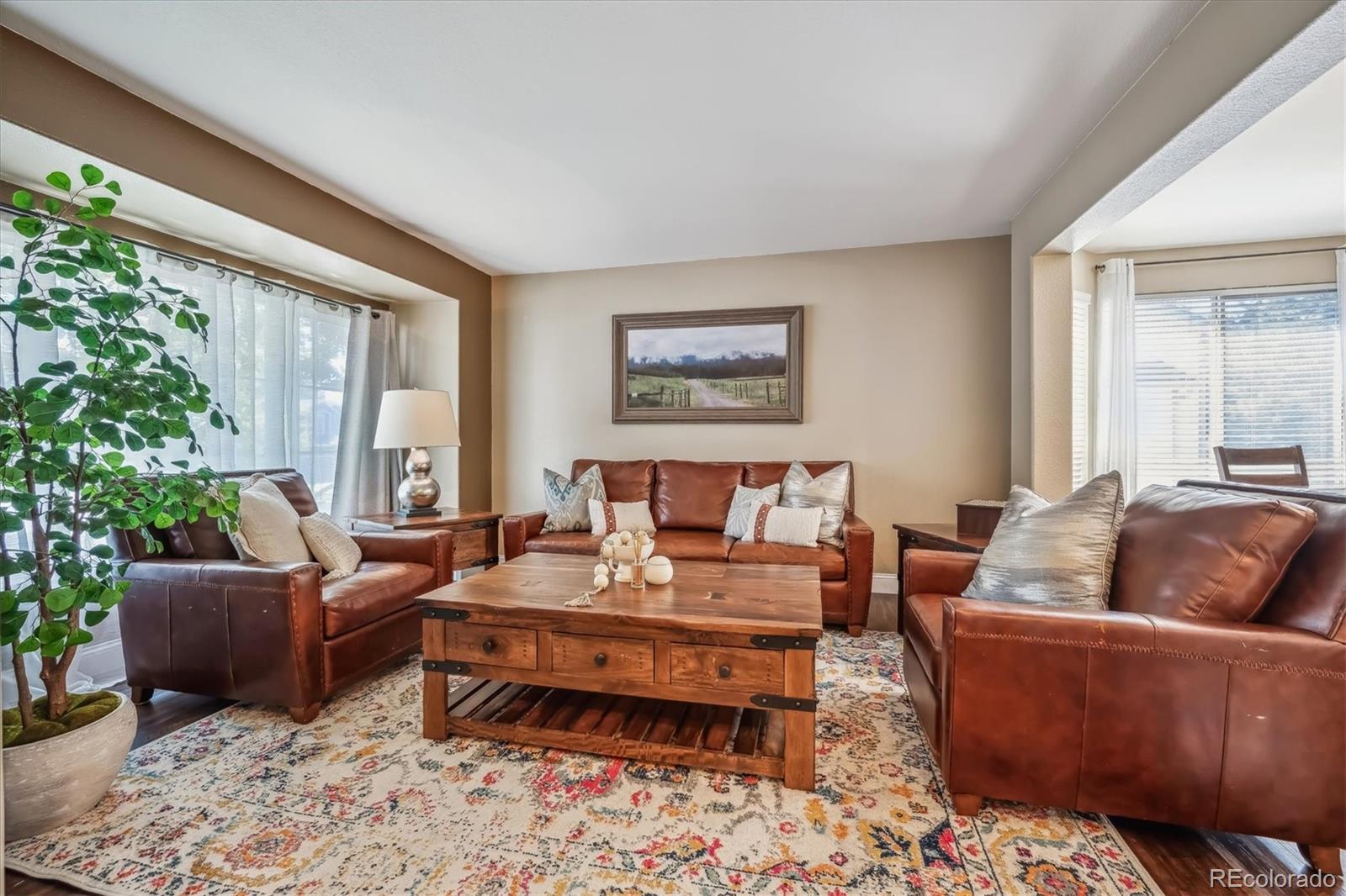 10185 Silver Maple Circle Highlands Ranch, CO 80129 - Photo 3 of 33 Gallery Image 3