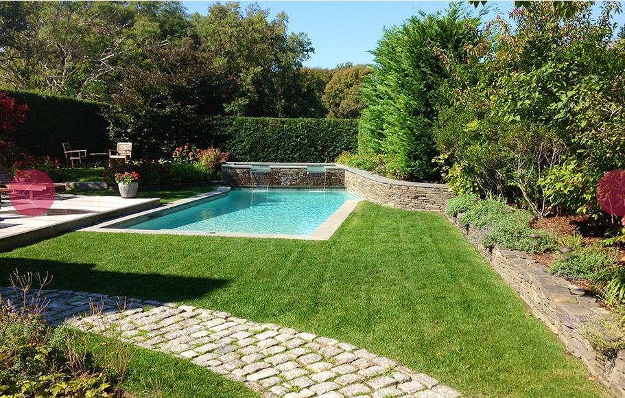 36 R Cliff Road Nantucket, MA 02554 - Photo 6 of 22 a view of a backyard with sitting area