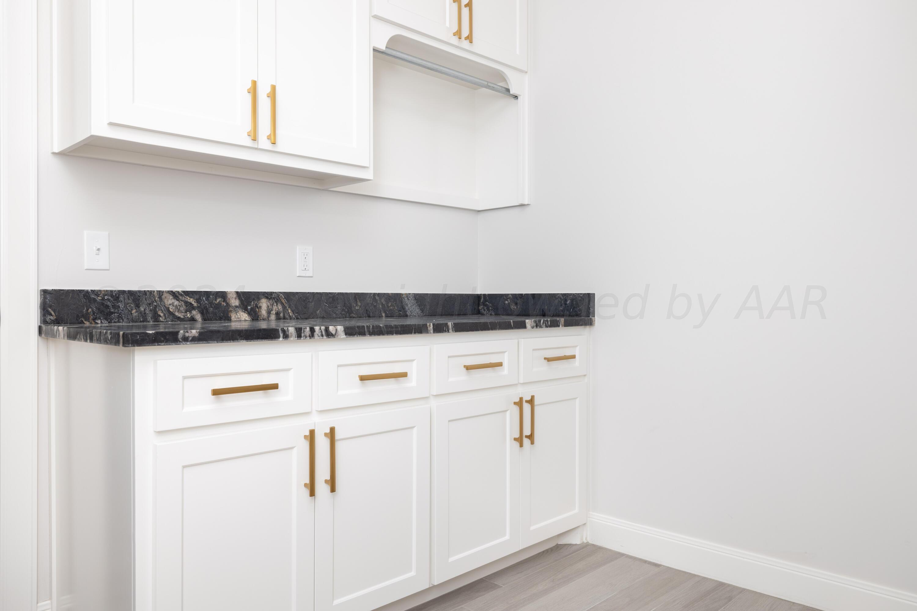 10201 Cactus Flower Road Amarillo, TX 79119 - Photo 39 of 48 a view of utility room