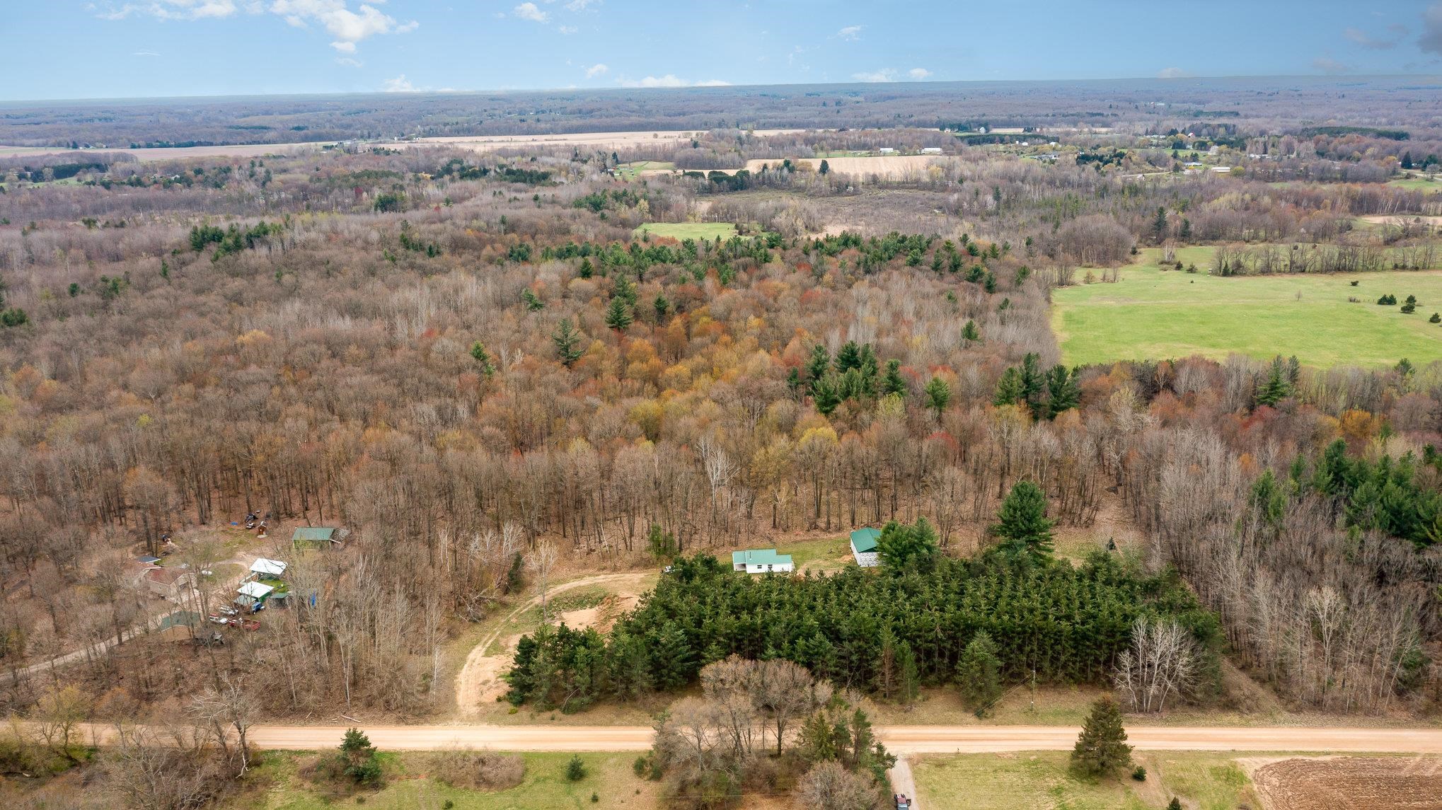 8378 Schmied Road Vestaburg, MI 48891 - Photo 5 of 53