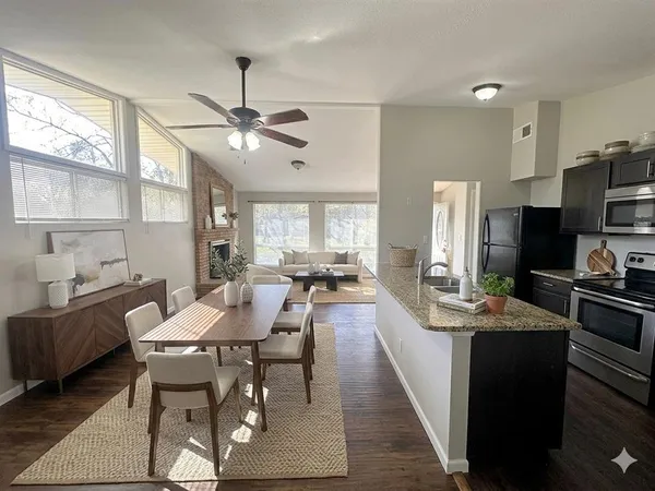 $2,100 | 149 Hedgerow Lane, Lewisville, TX 75057