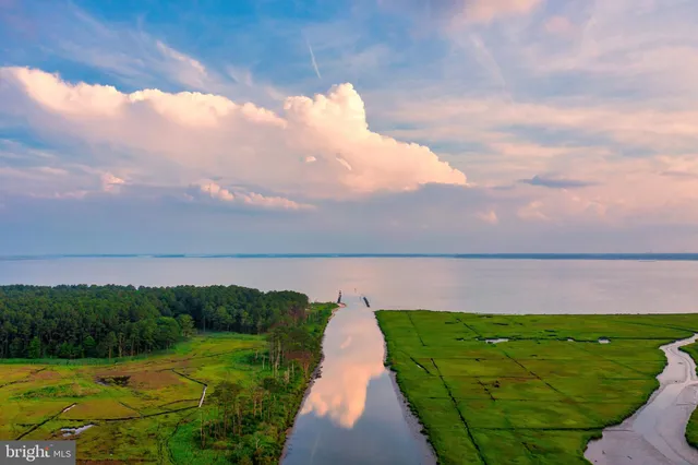 $1,599,990 | 20398 Blue Point Drive, Unit 3, Rehoboth Beach, DE 19971