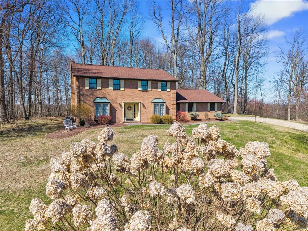 201 Laurel Way Spring Church, PA 15686 - Photo 3 of 47 Gallery Image 3