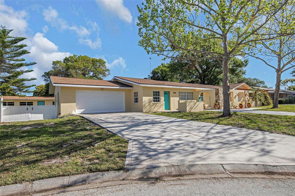 950 Orangeview Drive Largo, FL 33778 - Photo 1 of 1