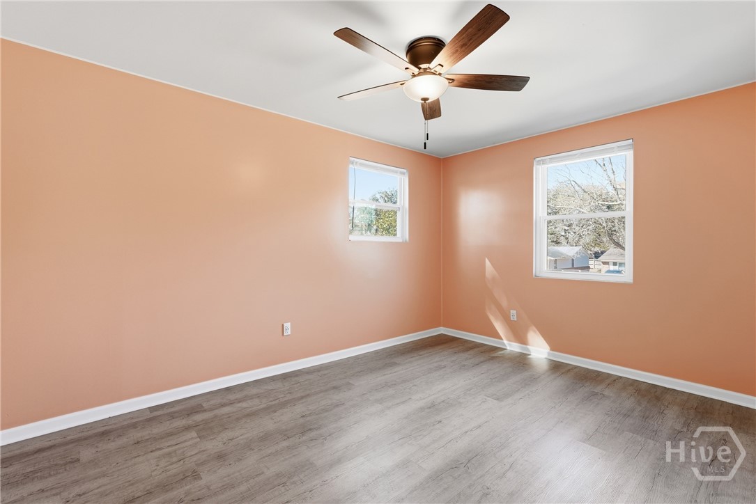 407 Willow Road Savannah, GA 31419 - Photo 22 of 32 Primary bedroom