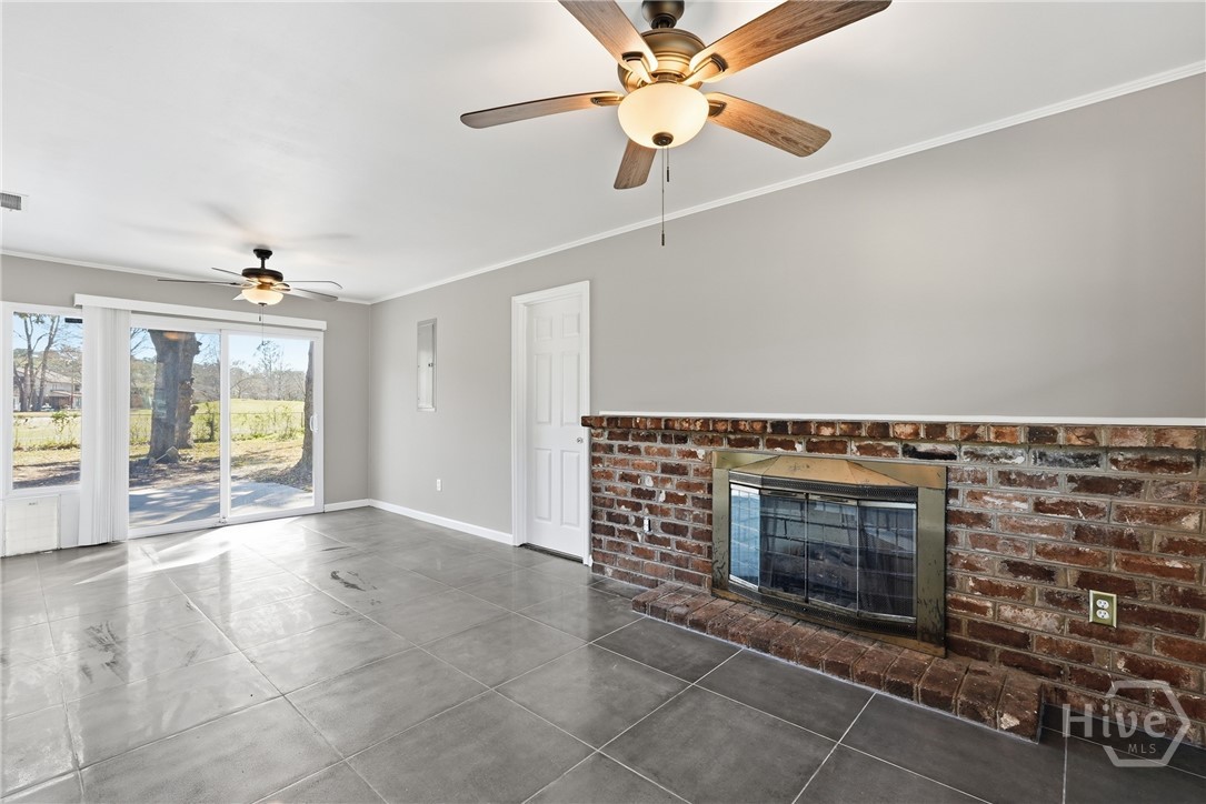 407 Willow Road Savannah, GA 31419 - Photo 9 of 32