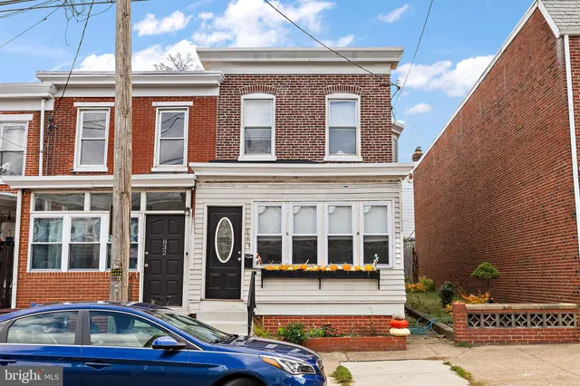 $2,500 | 830 North Dupont Street, Wilmington, DE 19805