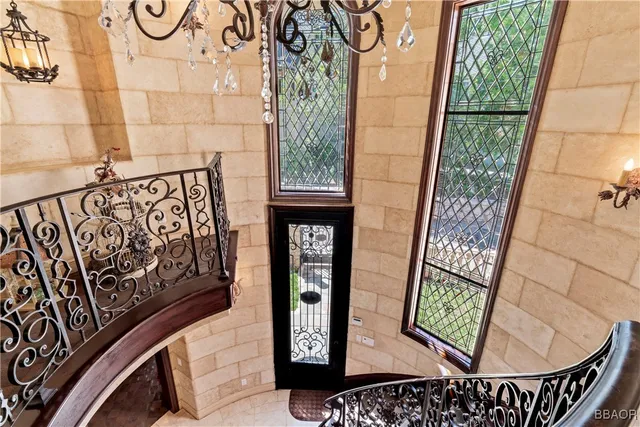 $4,500,000 | 207 Blue Lake Road, Lake Arrowhead, CA 92352