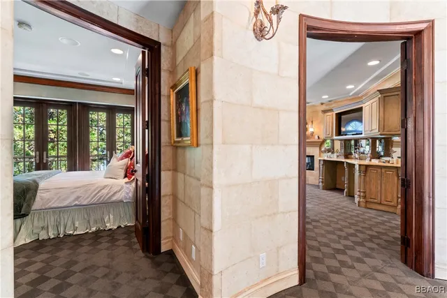 $4,500,000 | 207 Blue Lake Road, Lake Arrowhead, CA 92352