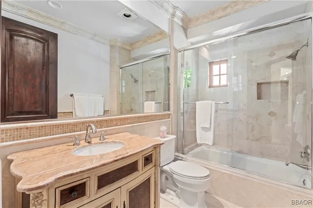 $4,500,000 | 207 Blue Lake Road, Lake Arrowhead, CA 92352