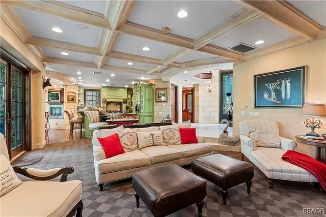 $4,500,000 | 207 Blue Lake Road, Lake Arrowhead, CA 92352