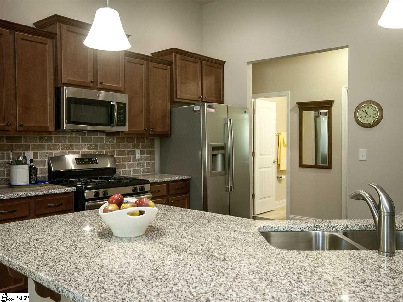 337 Rabbit Run Trail Simpsonville, SC 29681 - Photo 4 of 36 Gallery Image 4