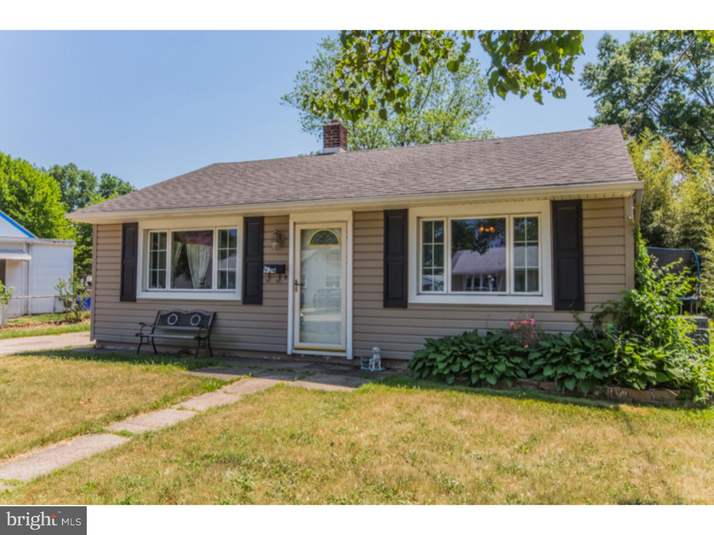 934 Mt Road Burlington, NJ 08016 - Photo 1 of 25 Exterior Front