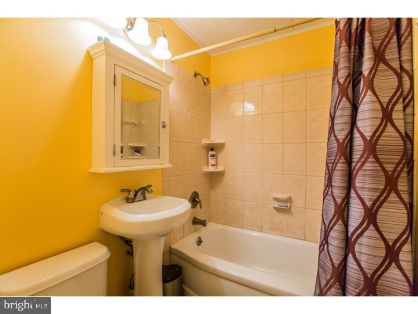 934 Mt Road Burlington, NJ 08016 - Photo 19 of 25 Bathroom