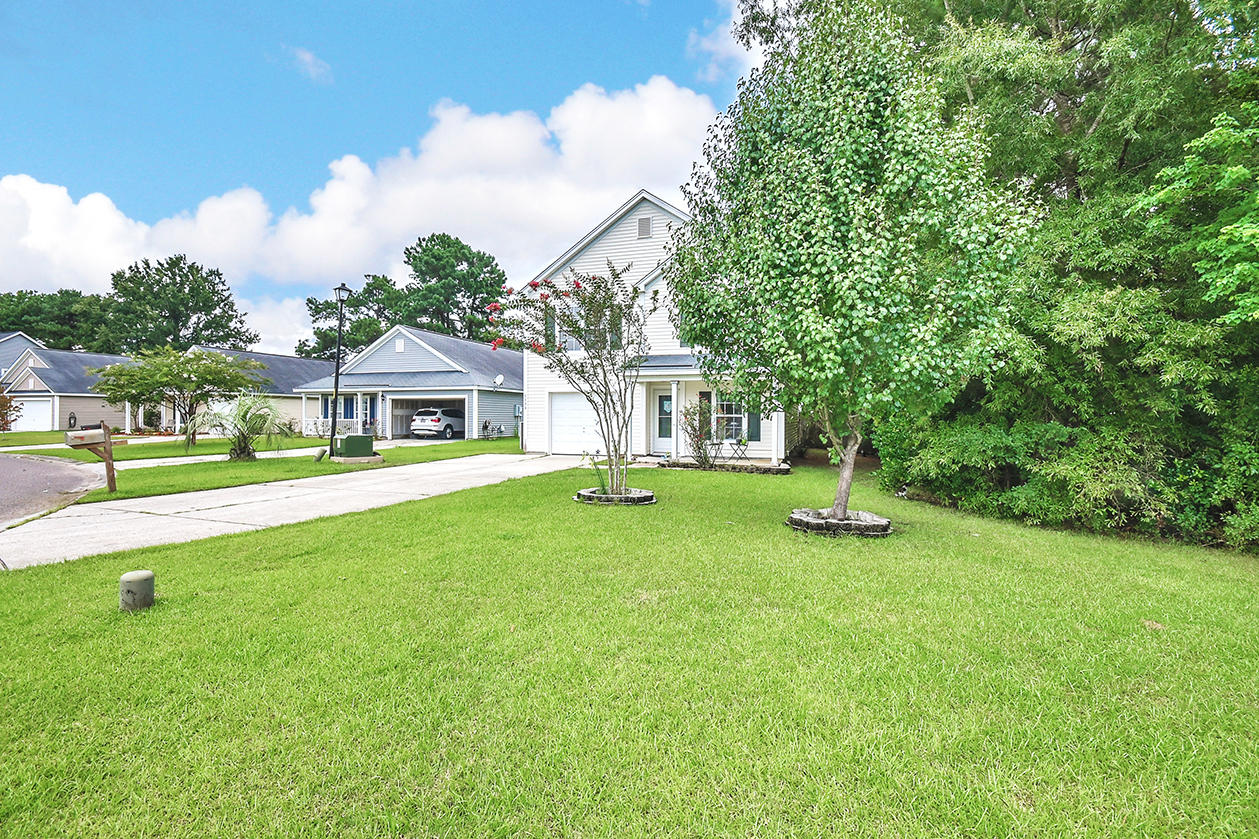 1130 Deerberry Road Hanahan, SC 29410 - Photo 2 of 25 DSC_2648_49_50