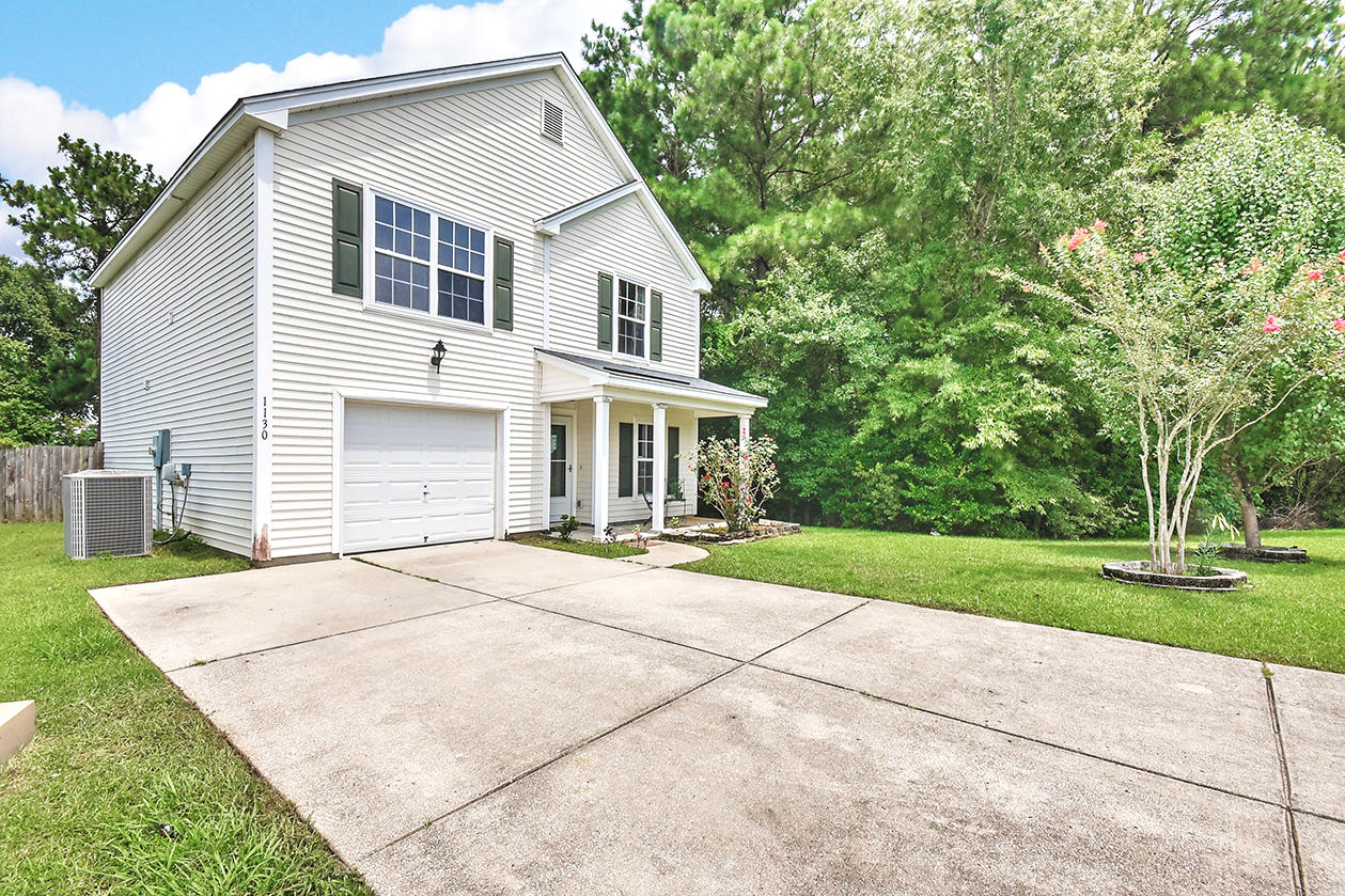 1130 Deerberry Road Hanahan, SC 29410 - Photo 3 of 25 DSC_2651_2_3
