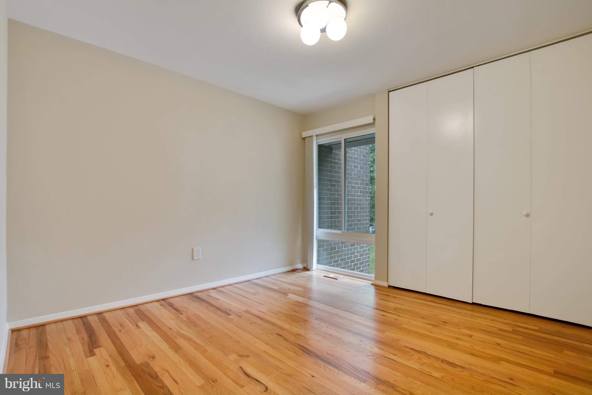 1743 Wainwright Drive Reston, VA 20190 - Photo 19 of 29 Interior (General)