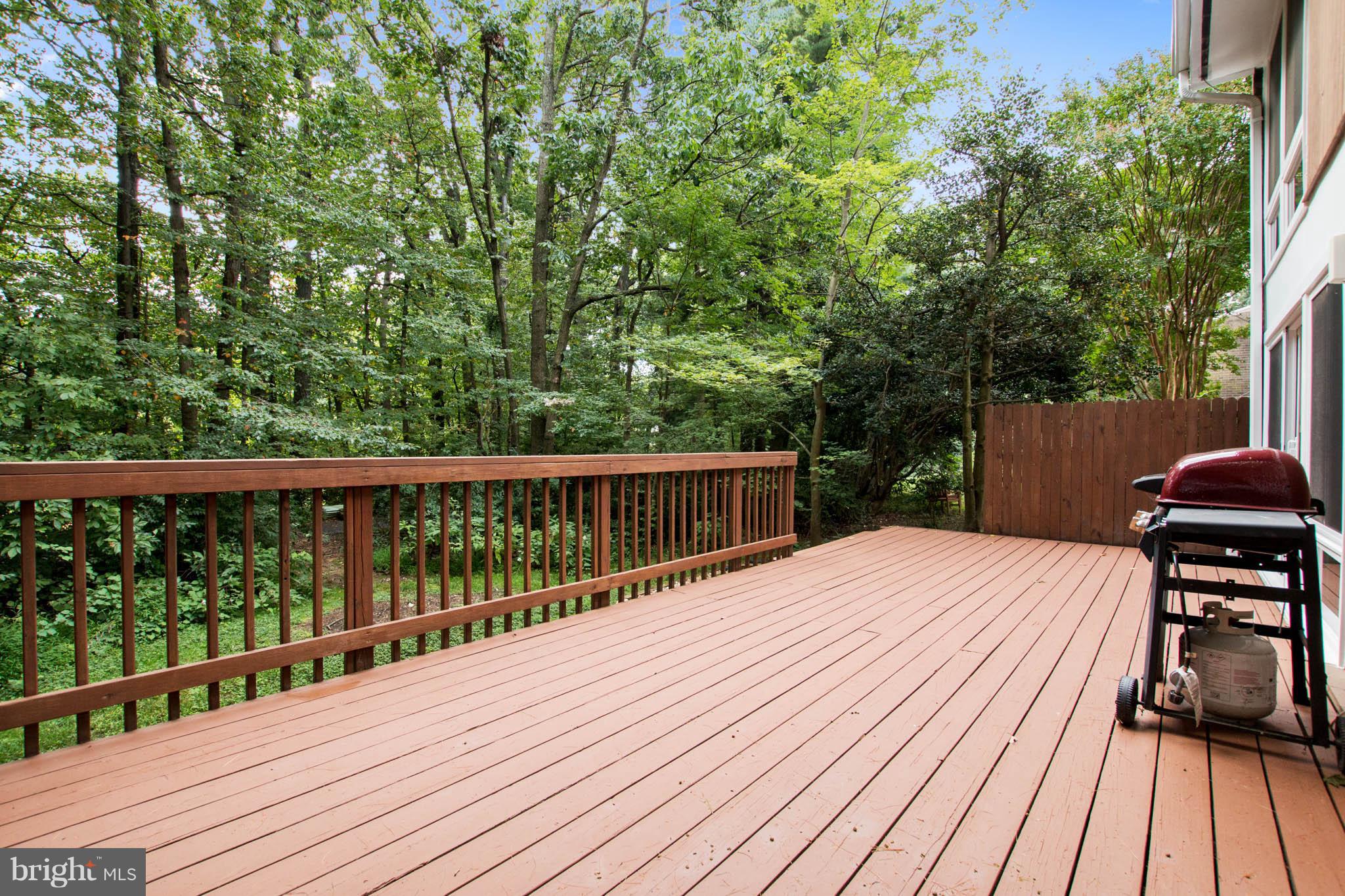 1743 Wainwright Drive Reston, VA 20190 - Photo 26 of 29 Exterior (General)