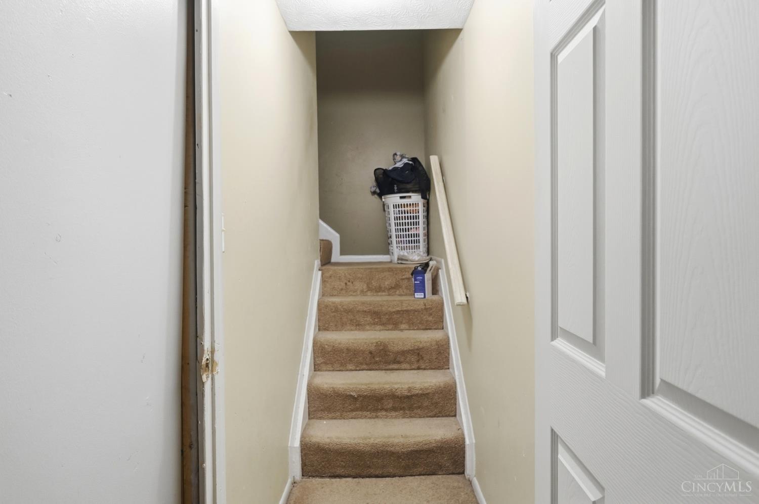 3433 Reading Road Cincinnati, OH 45229 - Photo 37 of 54