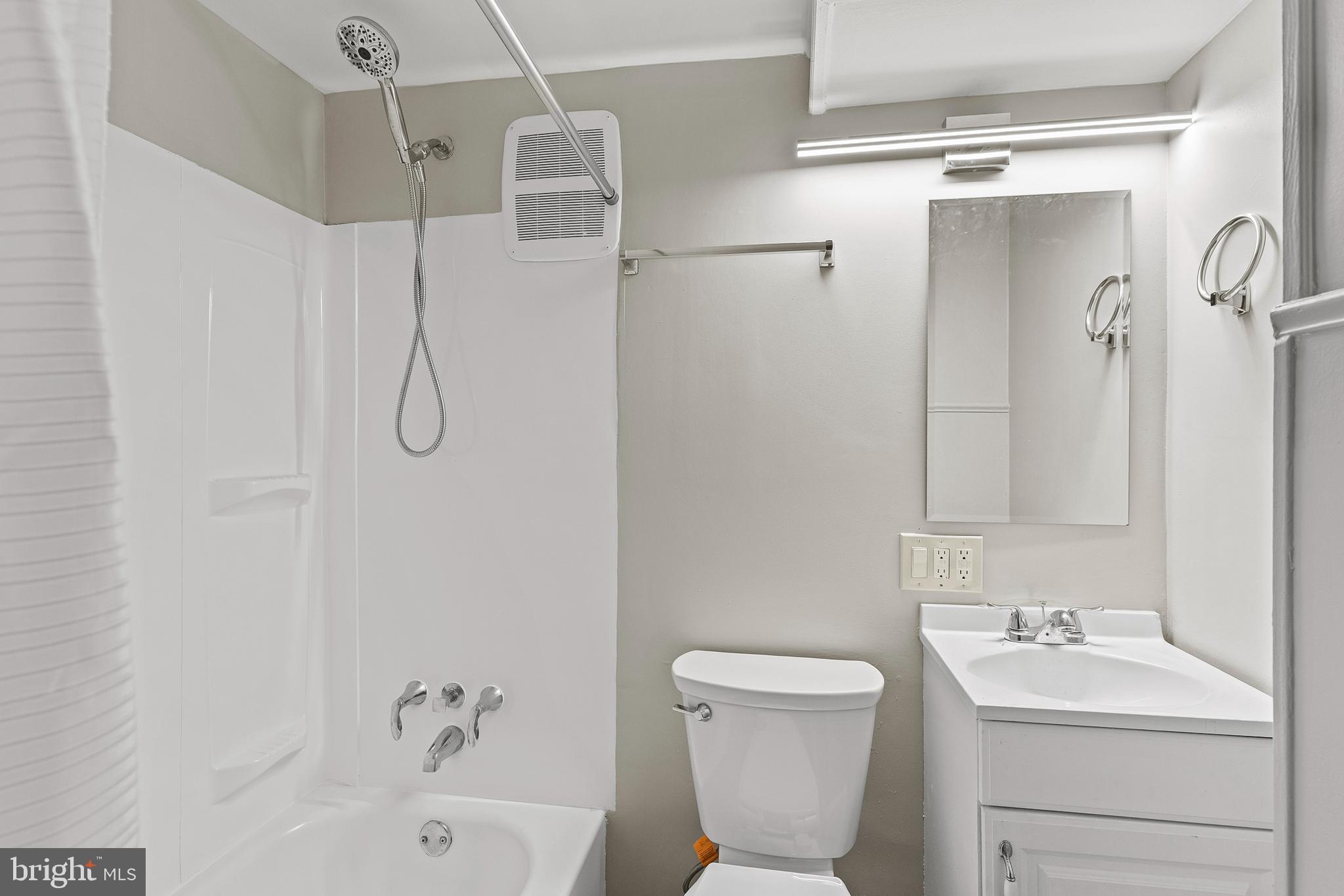 2970 Yorkway Dundalk, MD 21222 - Photo 18 of 25 Lower Level Bathroom