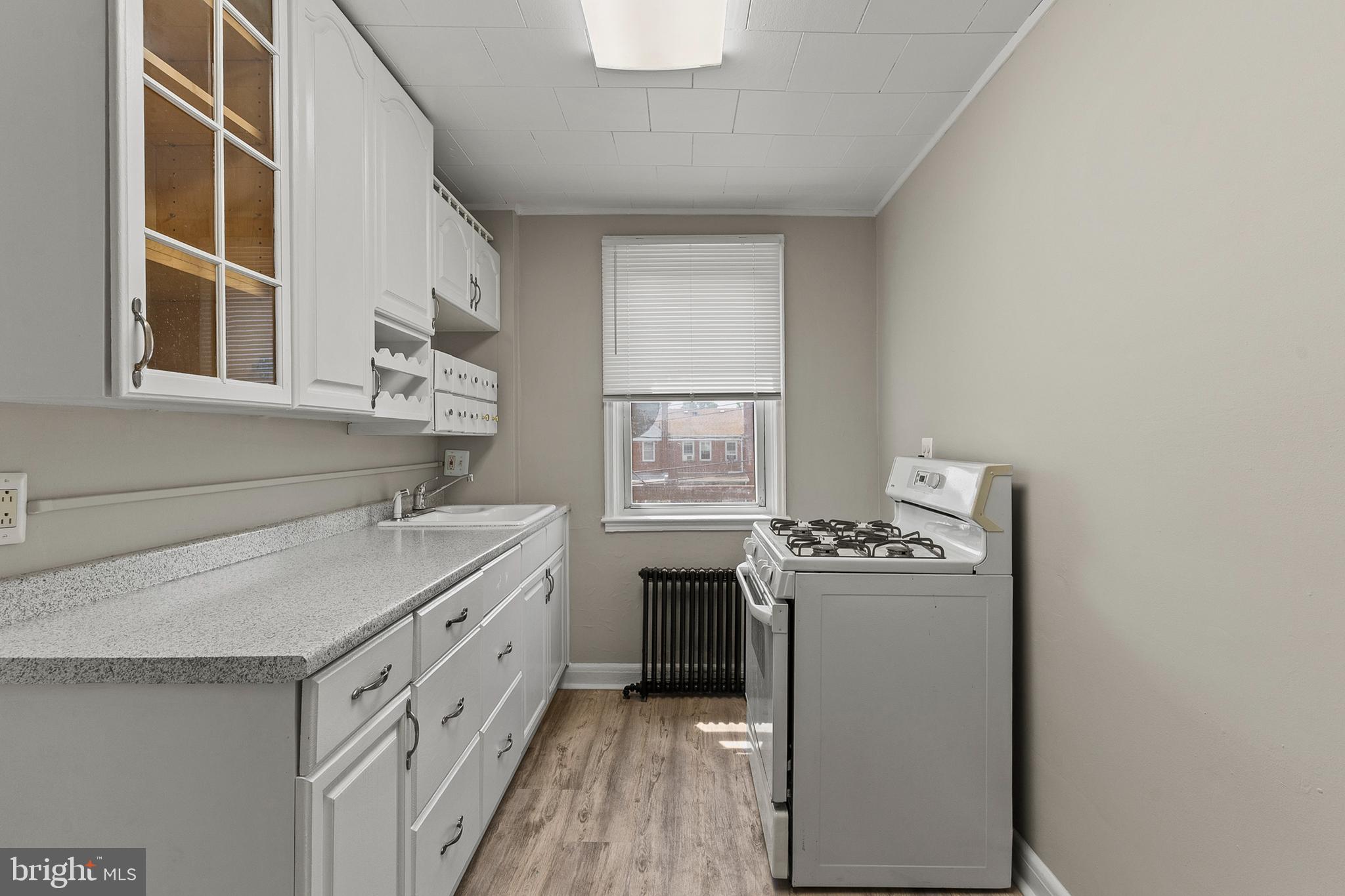 2970 Yorkway Dundalk, MD 21222 - Photo 4 of 25 Upper Level Kitchen