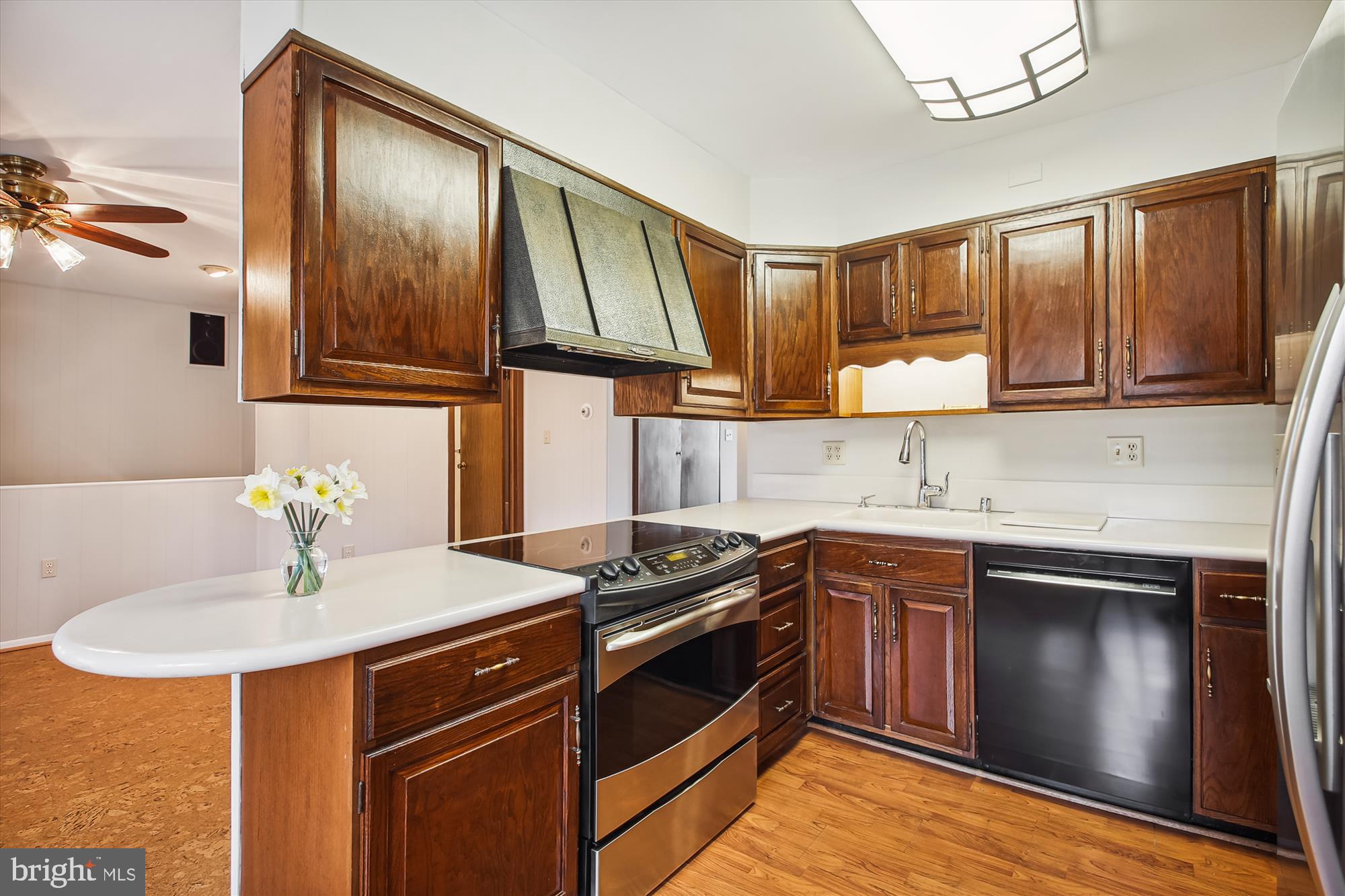 86 Milburn Circle Pasadena, MD 21122 - Photo 11 of 51 Kitchen