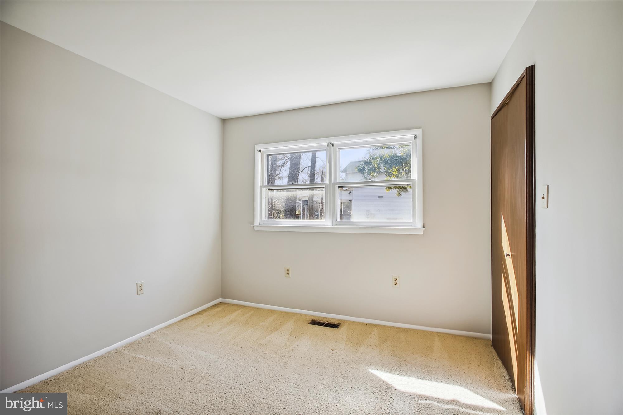 86 Milburn Circle Pasadena, MD 21122 - Photo 27 of 51 Bedroom #2