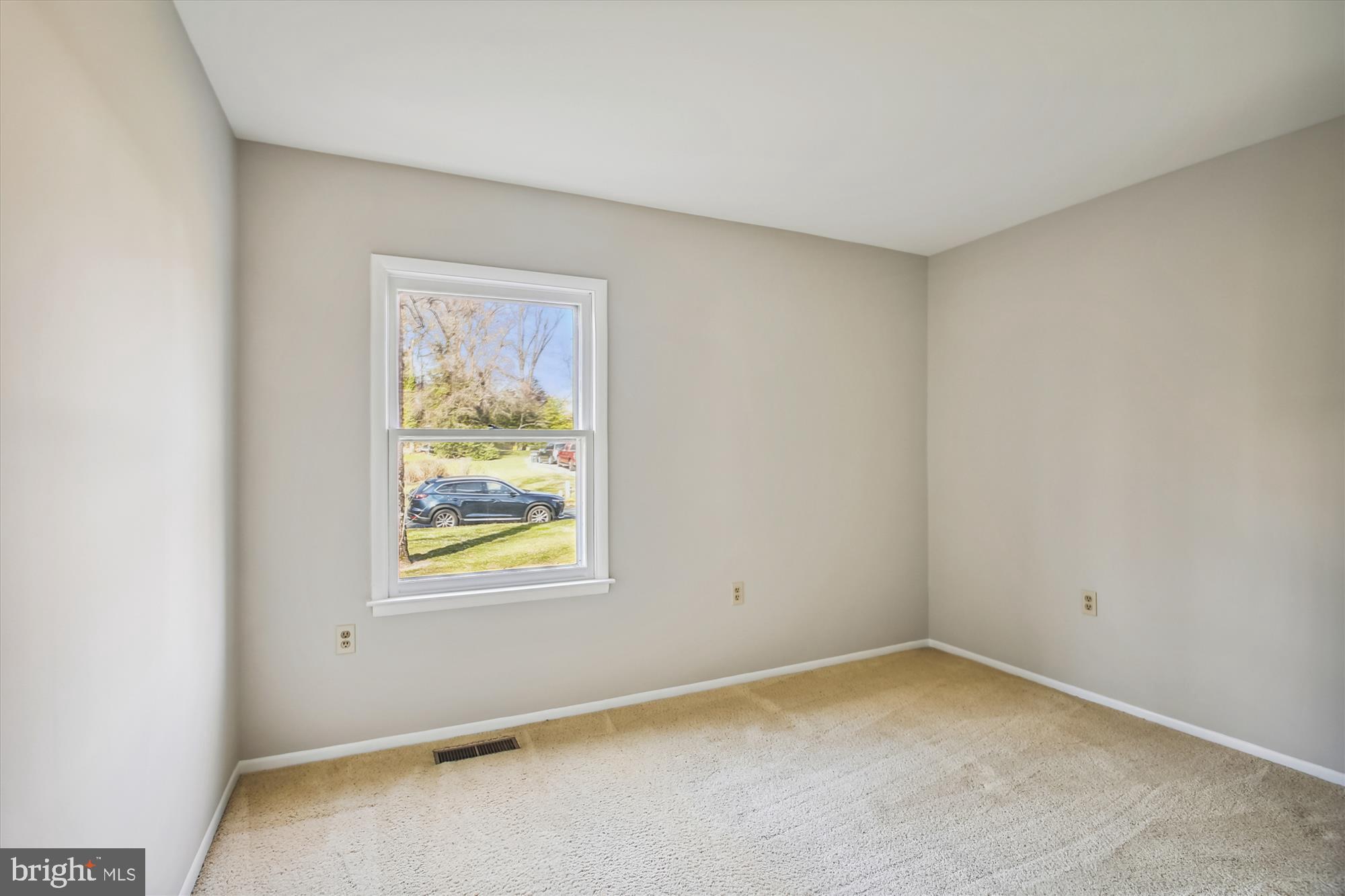 86 Milburn Circle Pasadena, MD 21122 - Photo 31 of 51 Bedroom #4