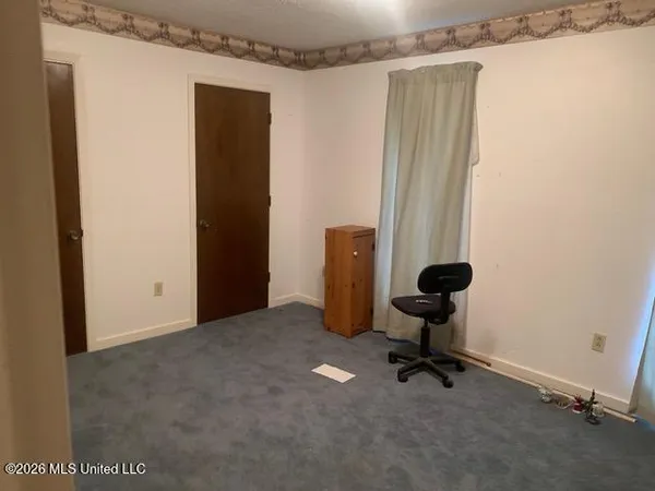 $320,000 | 145 West Woodcrest Drive, Jackson, MS 39212