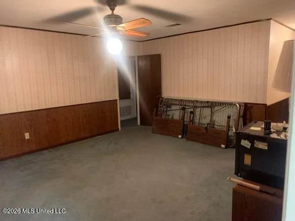 $320,000 | 145 West Woodcrest Drive, Jackson, MS 39212