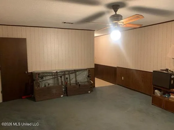 $320,000 | 145 West Woodcrest Drive, Jackson, MS 39212