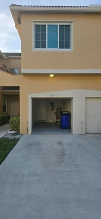 $3,500 | 2919 Crestwood Terrace, Unit 5103, Margate, FL 33063