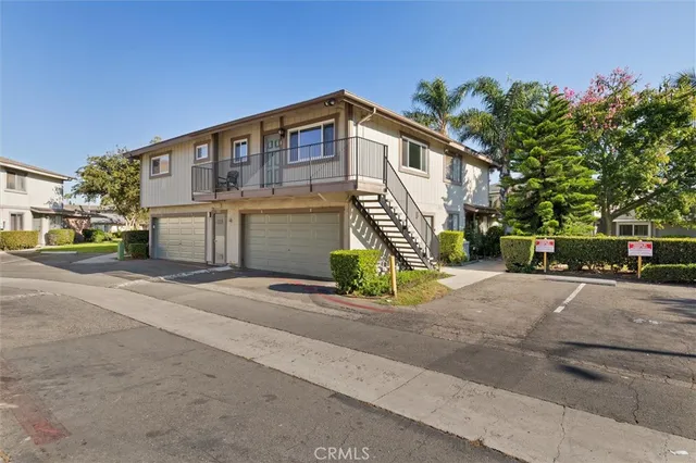 $489,900 | 1723 Normandy Place, Unit D, Santa Ana, CA 92705