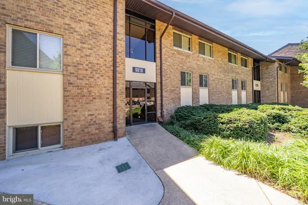 $290,000 | 9910 Walker House Road, Unit 99104, Gaithersburg, MD 20886