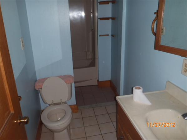 14-16 Mazarin Street Springfield, MA 01151 - Photo 5 of 7