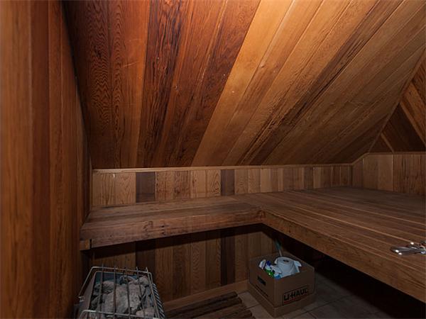 129 Hillside Road, Unit 2 Watertown, MA 02472 - Photo 26 of 28 Gallery Image 26