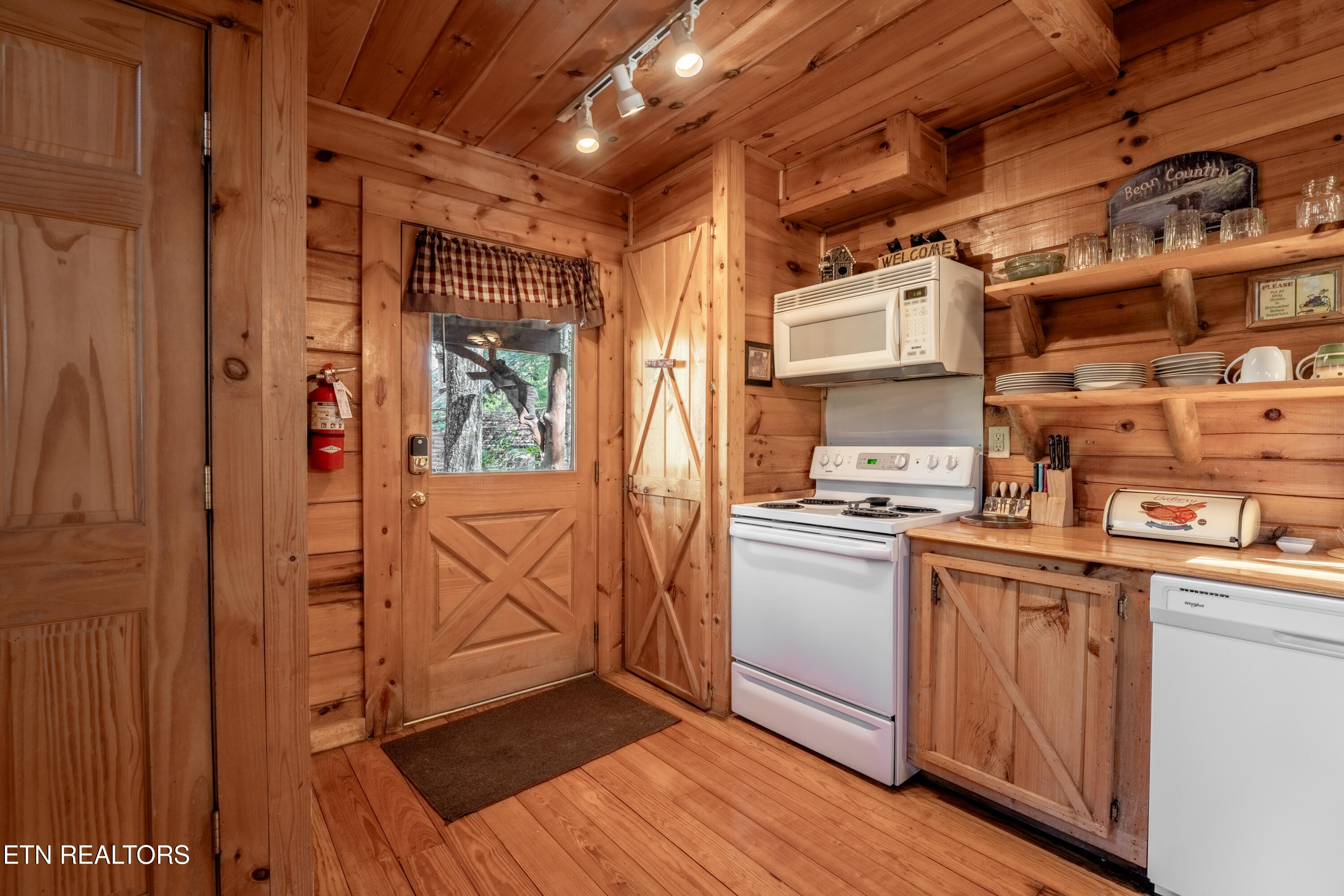 3040 Brothers Way Pigeon Forge, TN 37862 - Photo 15 of 44 17