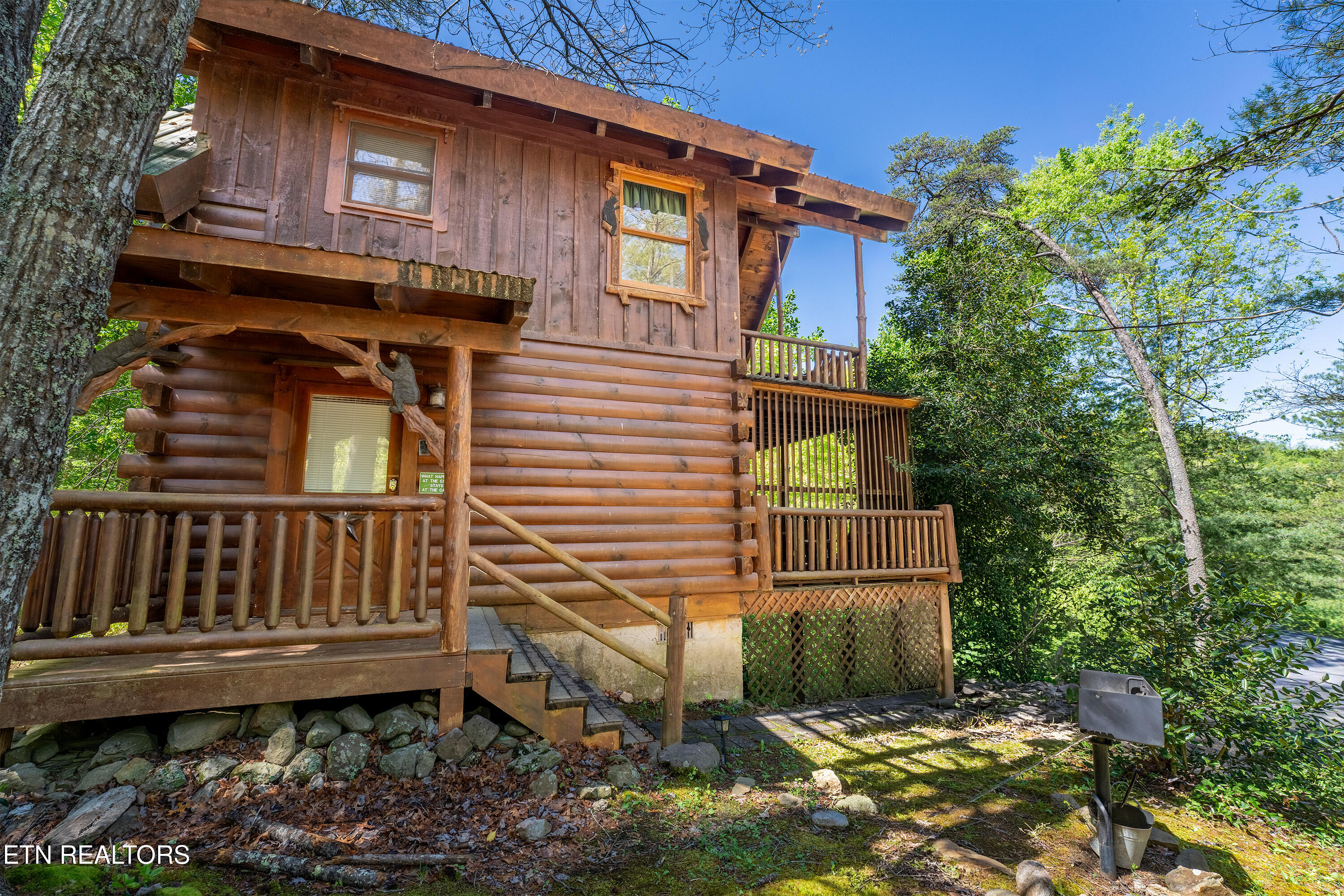 3040 Brothers Way Pigeon Forge, TN 37862 - Photo 2 of 48 2