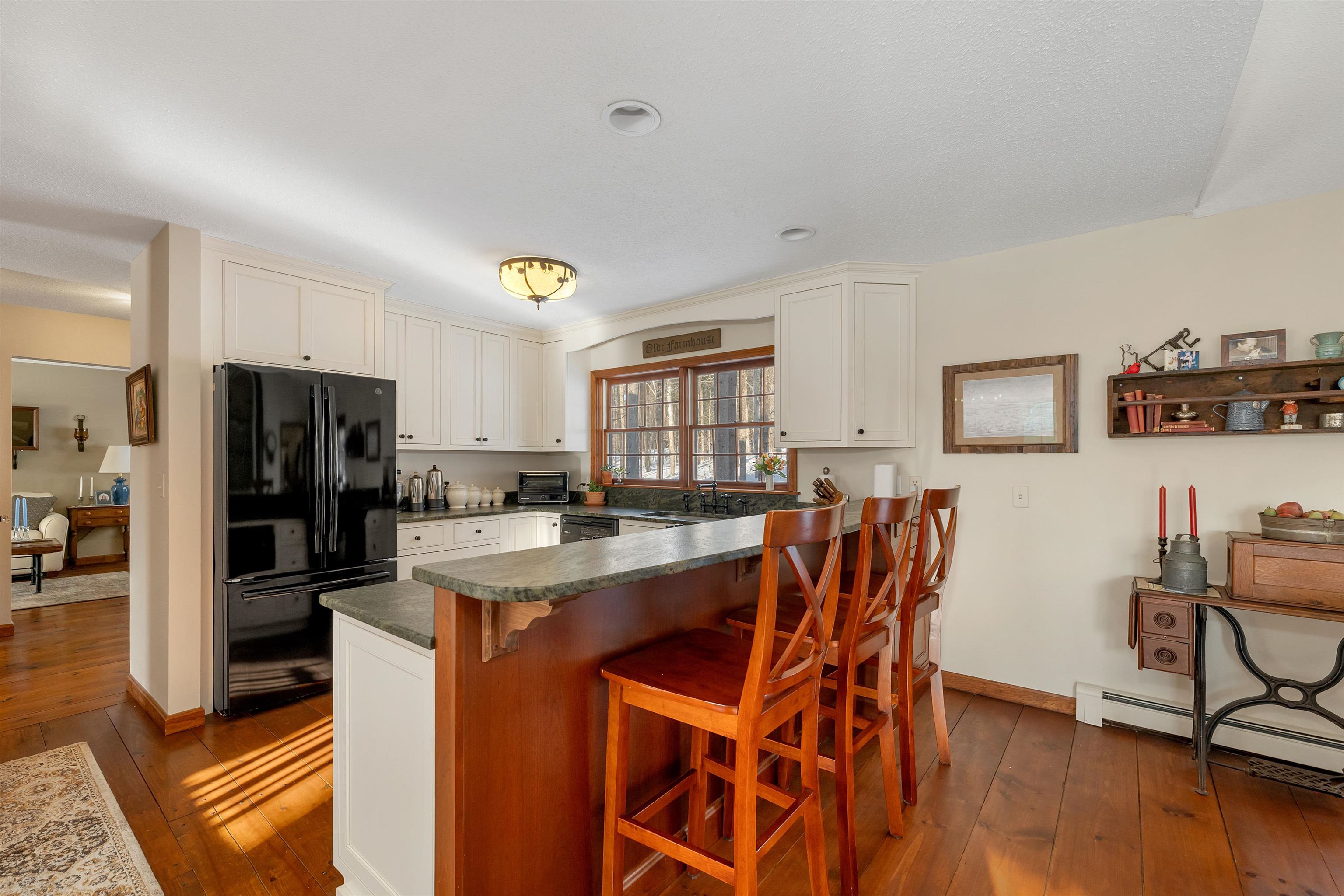 9 Birchview Terrace Hanover, NH 03750 - Photo 7 of 41