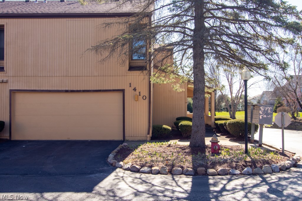 1410 Loop Road Kent, OH 44240 - Photo 7 of 23 Gallery Image 7
