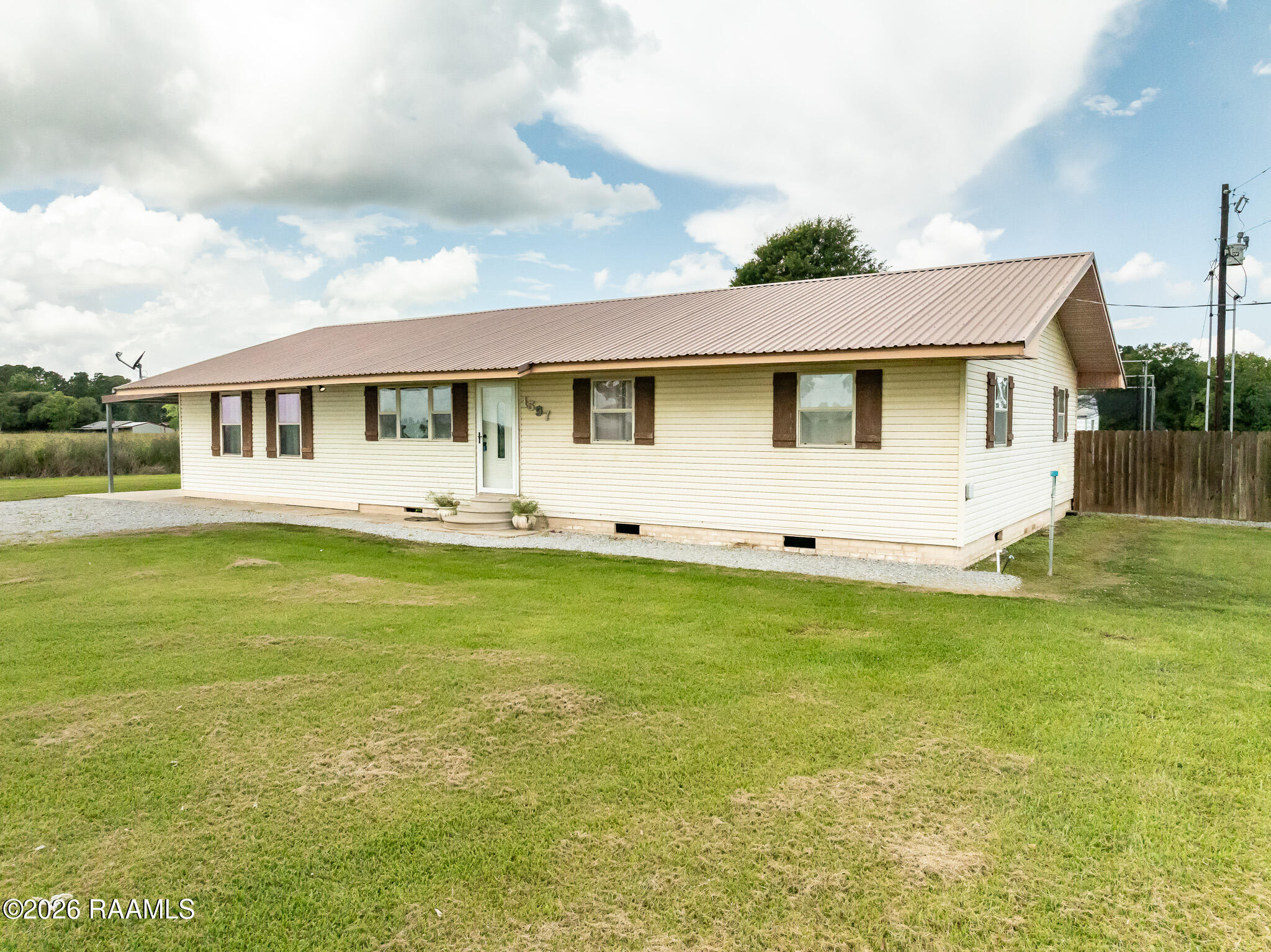 1597 Fernest Road Basile, LA 70515 - Photo 4 of 29