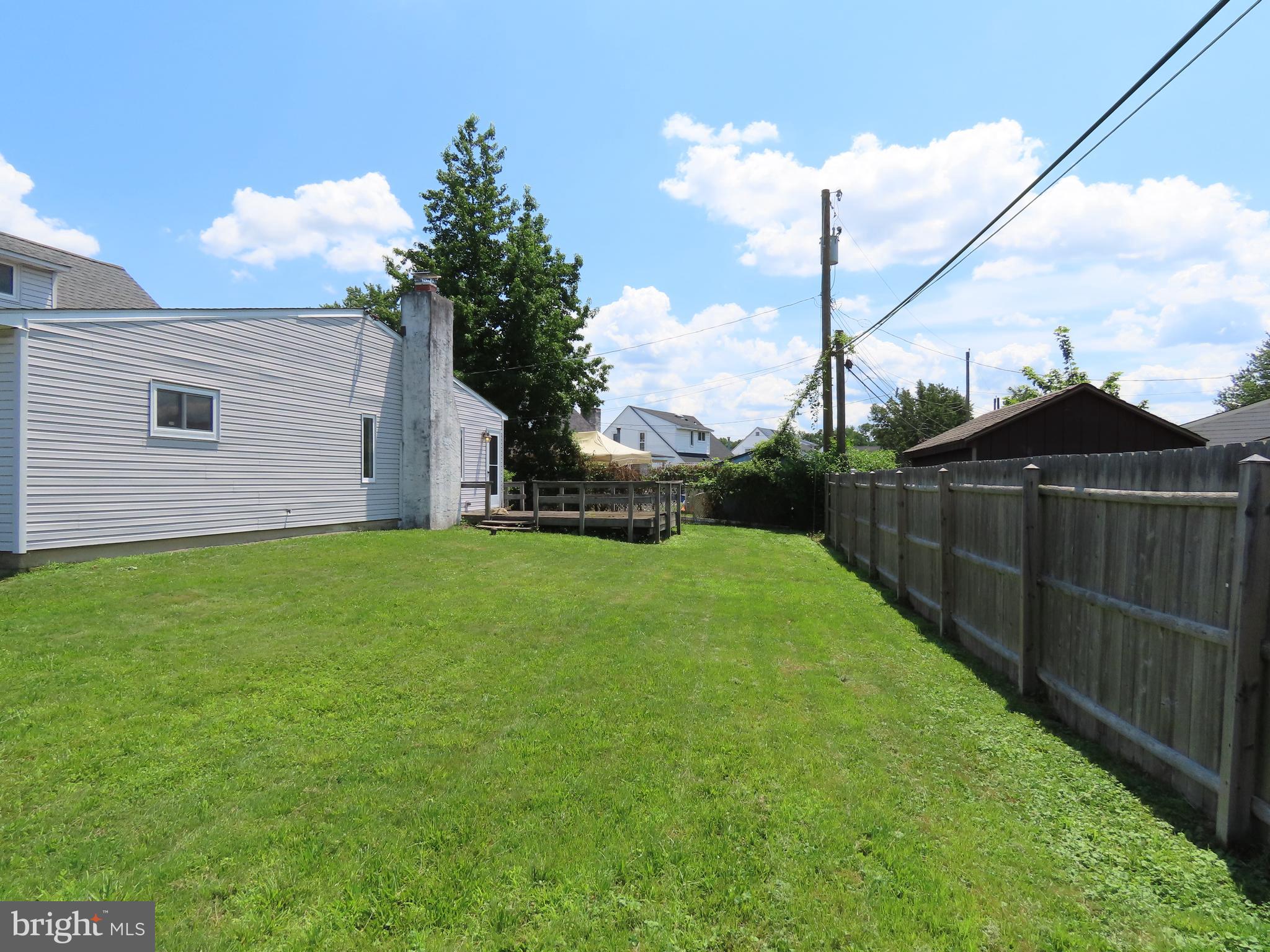 39 Plumtree Road Levittown, PA 19056 - Photo 15 of 16 Gallery Image 15