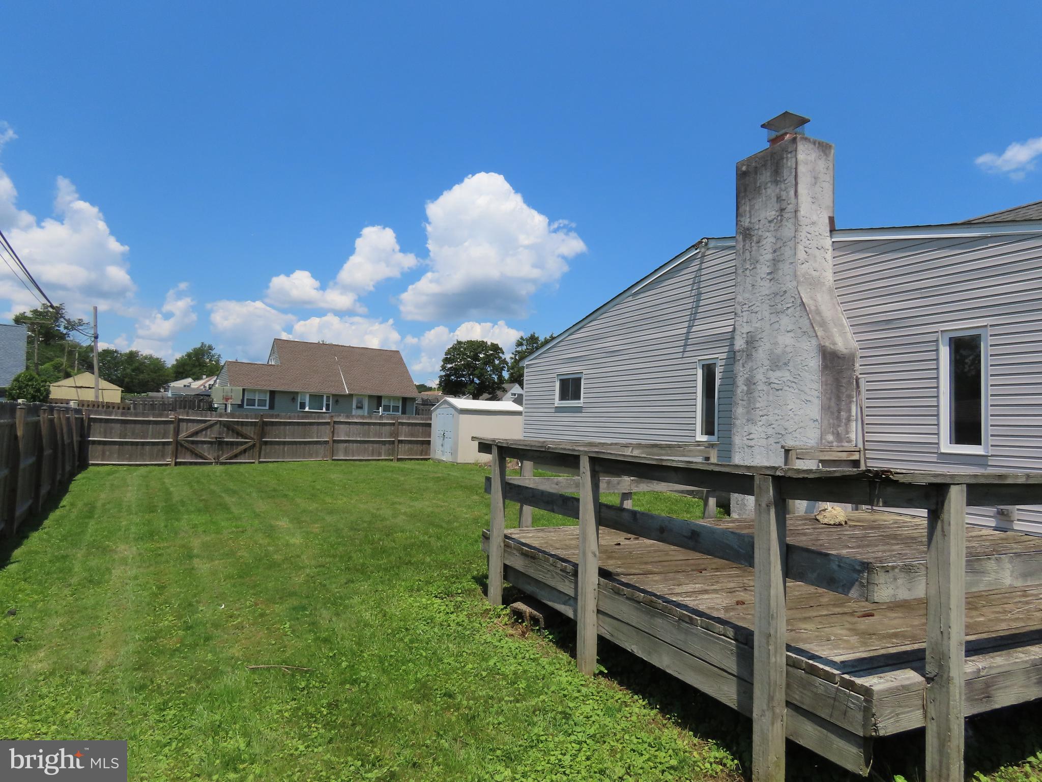 39 Plumtree Road Levittown, PA 19056 - Photo 16 of 16 Gallery Image 16